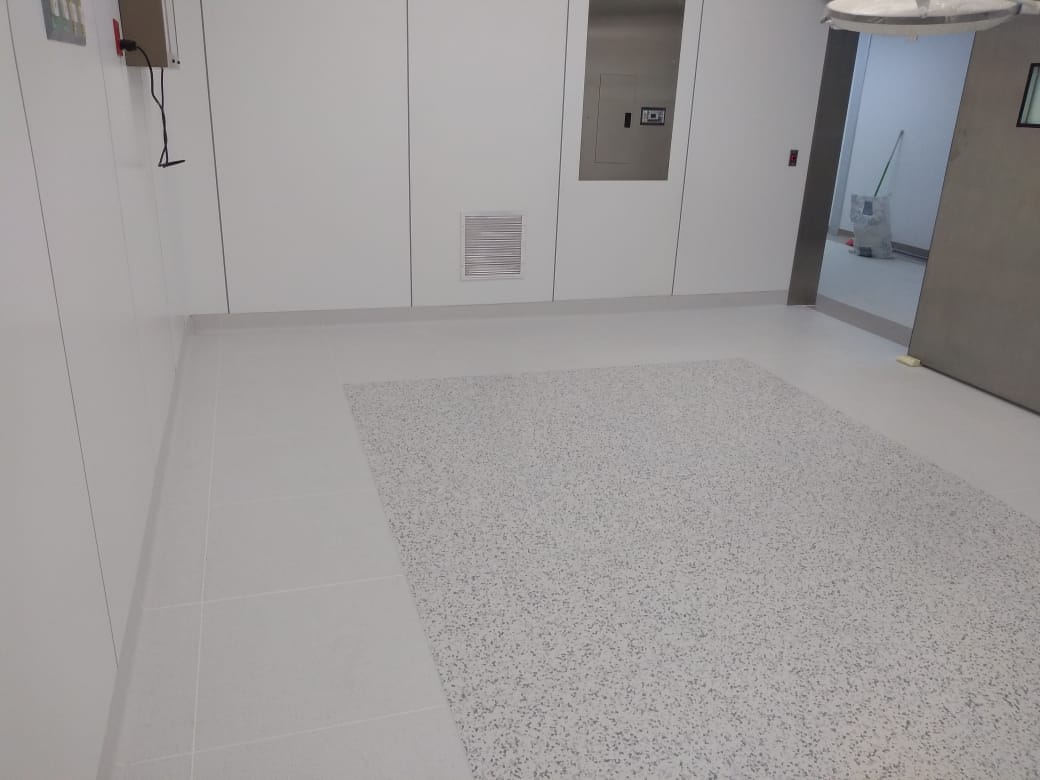 Panel acero Confortta y piso Gerflor ISSSTE Darío Fernández